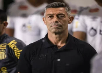 Dan aire a Pedro Caixinha en el Santos de Brasil
