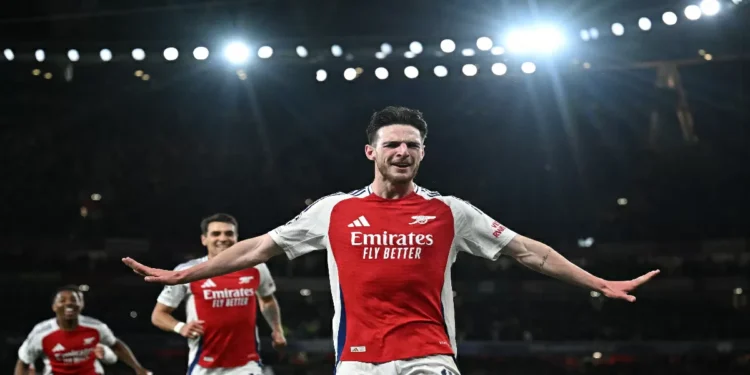 Champions League: Bombardean al campeón en el Emirates Stadium | Video