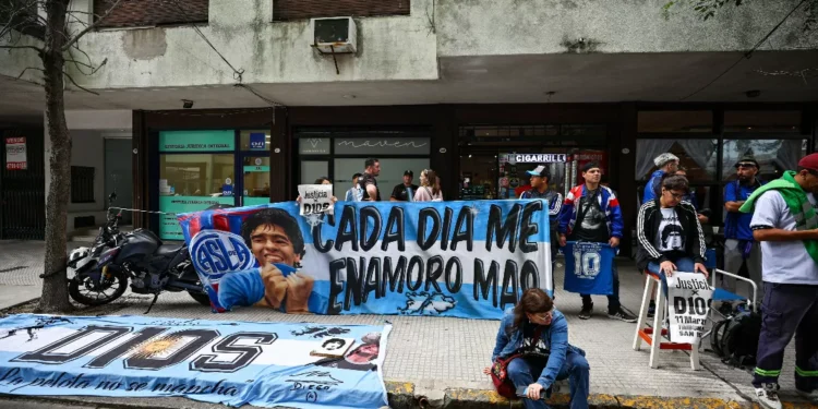 Declara hermana de Maradona sobre la marca comercial del Diez | Video