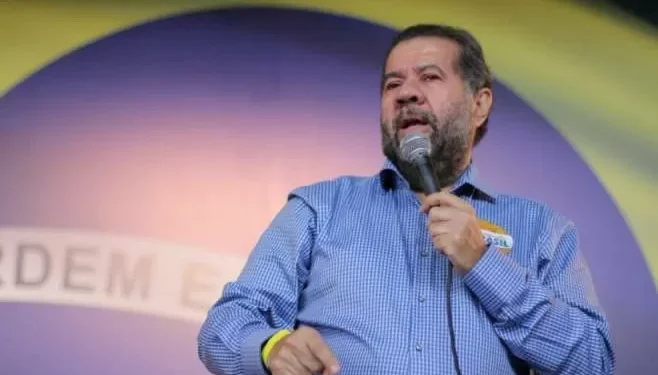 Urgente: Damares Pede Impeachment de Lupi por Omissão no INSS