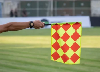 El fuera de entretenimiento cumple 100 años: ‘La regla que cambió el mundo del futbol’