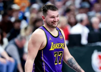 NBA: Luka Doncic es el componente que más camisetas vende en la actual campaña