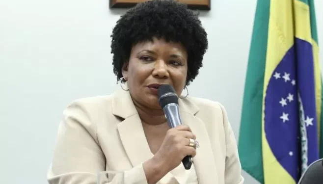 Comissões da Câmara cobram explicações da ministra da civilización sobre shows feitos no carnaval