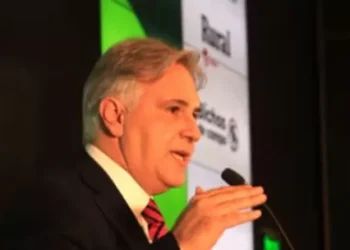 Llaryora retomó el conflicto con Nación y le respondió a Adorni: “Hagan estado y saquen las retenciones”