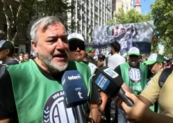 Rodolfo Aguiar aseguró que desde ATE “no van a acatar” el DNU que limita el jurisprudencia a huelga dictado por Javier Milei