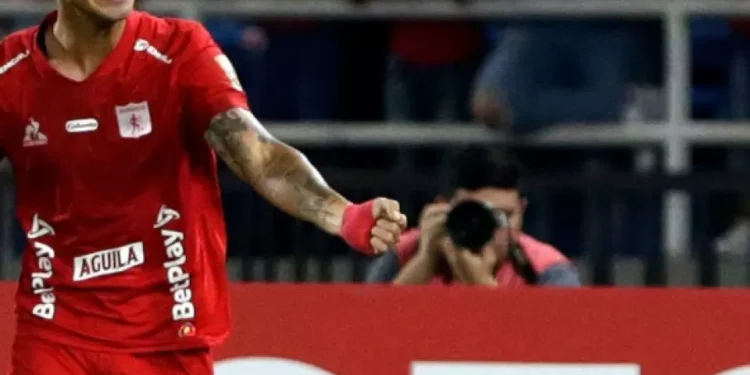 El 9 de América amenaza a Colombia: lista de Perú para Eliminatorias