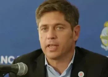 Kicillof anunció conformidad paritario con docentes y dictó la conciliación obligatoria para el gremio disidente que había llamado al paro