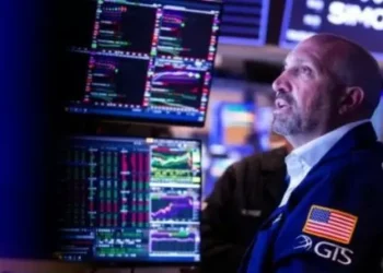 cerradura de mercados: sin Wall Street, el mercado local operó con bajo volumen y oportunidades puntuales