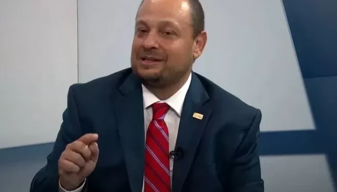 INSS tem novo presidente: Escolha de Lula gera debate!