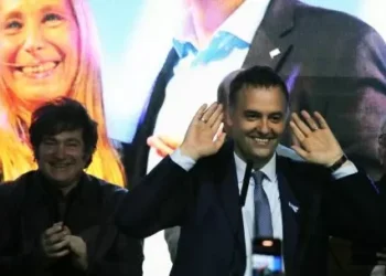 “Efecto arrastre”: “La gente no votó a Adorni, votó a Milei”