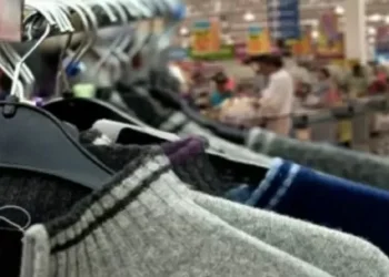 El consumo de ropa importada supera a la doméstico y marca un récord histórico