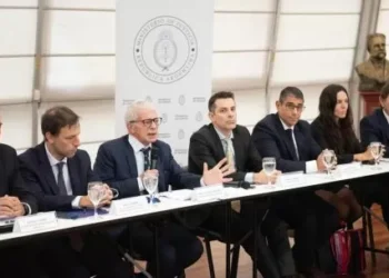 Mariano Cúneo Libarona: “Los espacios que eran para programas ideológicos ahora serán para combatir la fragilidad”