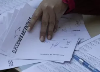 Cuánto cobra una autoridad de mesa en las elecciones en CABA 2025