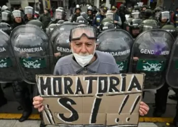 partida de jubilados: se suman feministas, personas con discapacidad, profesionales del Garrahan y CONICET