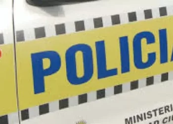 Masacre familiar en Tres Arroyos: mató a su esposa, ahogó a sus segunda vez hijos en una canal y se suicidó tiránsegunda veze debajo de un camión