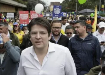 Operan de acuciamiento al senador colombiano Miguel Uribe Turbay por un sangrado intracerebral agudo