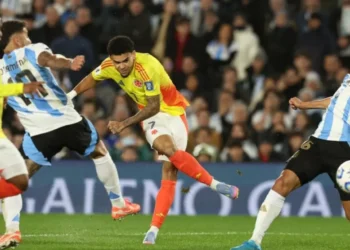 Luis Díaz, frustrado tras el empate: ‘Tenemos rabia por el resultado’