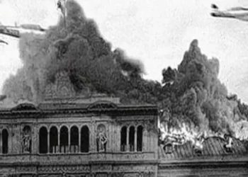 El bombardeo a la Plaza de Mayo narrado por un aviador