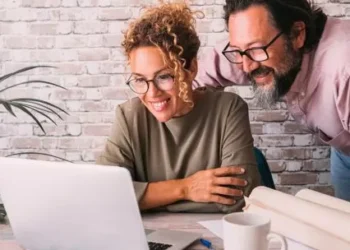 Telecom pica Academia digitalers: formación gratuita en tecnología con aliados globales