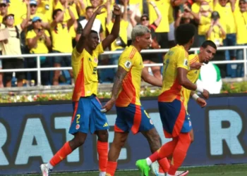 ¿Lección aprendida? Colombia cambiaría tradicional horario vs Bolivia