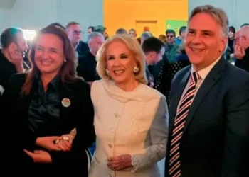 Con Mirtha Legrand como invitada culminante, Llaryora lanzó en Buenos Aires los “Oscar argentinos” que se entregarán en Córdoba