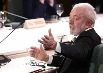 En el G7, Lula cuestiona las guerras
