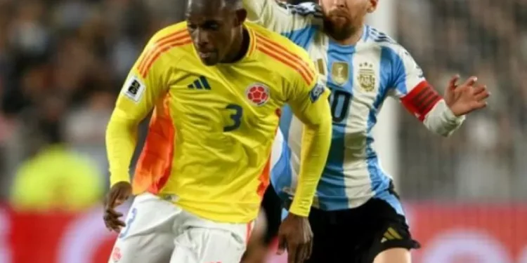 Figura de Argentina fue duro con Jhon Lucumí: ‘Vivió en el piso’