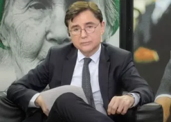 Martín Fierro a los Portales web: Jorge Fontevecchia, premiado como mejor literato de opinión