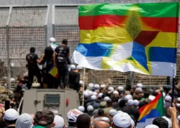 Quiénes son los drusos, la minoría religiosa con lazos especiales con Israel que está bajo asalto del nuevo gobierno sirio