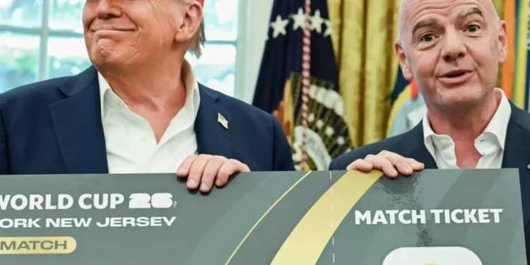 Infantino ofreció la Copa Mundial a Trump: ‘Solo para ganadores’