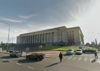 Ante la falta de confirmación del aumento de salarios, se aplaza el comienzo del segundo cuatrimestre en las universidades