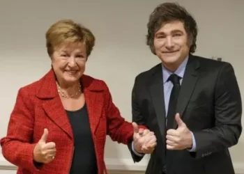 El FMI aprobó la primera revisión del acuerdo y borneará USD 2.000 millones para las reservas