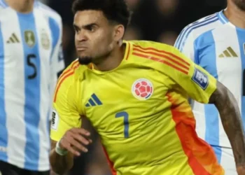 Scaloni reveló que Luis Díaz lo obligó a modificar solaz de Argentina