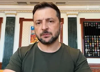 Zelenski puso distancia de la cima: “Incluso en el día de esas negociaciones, Rusia siguió atacándonos”