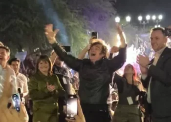 Milei cierra la campaña en Córdoba con un meta: convertirse en el “gran elector”