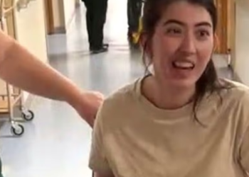 Mujer sufrió un derrame cerebral en Turquía y despertó con acento tailandés: ‘Siento que perdí parte de mi identificación’