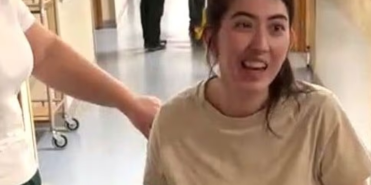 Mujer sufrió un derrame cerebral en Turquía y despertó con acento tailandés: ‘Siento que perdí parte de mi identificación’