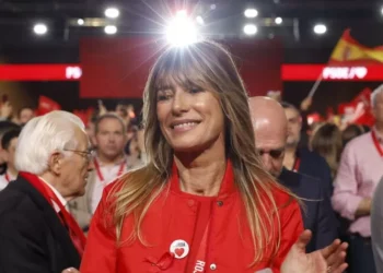 Las acusaciones del caso Begoña Gómez piden el careo de cargos de la Complutense para carear versiones