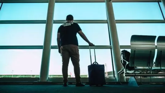 Turismo emisivo: espina canilla abierta de salida de divisas que suma presión en medio del nerviosismo cambiario