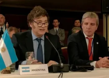 El gabinete no descarta pagar los vencimientos de deuda con el swap de Estados Unidos