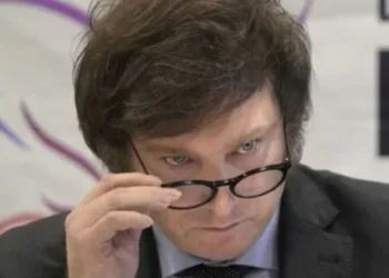 Fuerza país mantiene ventaja sobre La Libertad Avanza en Buenos Aires según Zuban-Córdoba