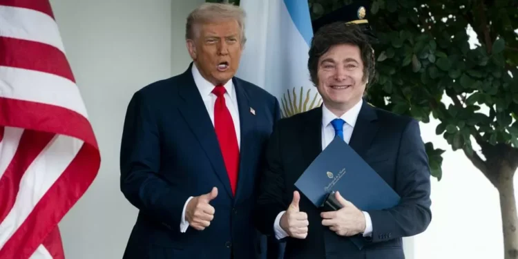 Trump promete defensa total a Milei y condiciona la ayuda de EE.UU. a su victoria en las legislativas