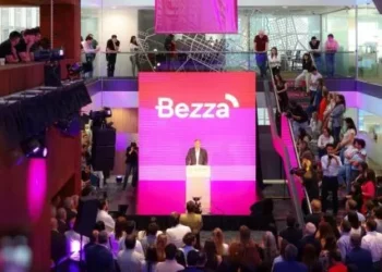 Bancor se anima al juego fintech: lanza “Bezza”, su tarjetero digital junto a Globant