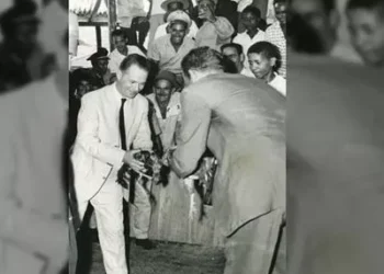 La Lupa de William Tapley Bennett