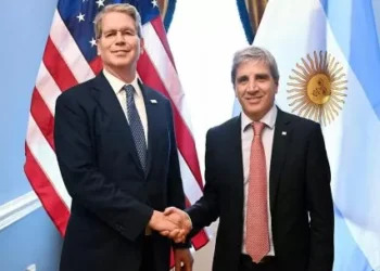 Intervención “administrada” y swap a ley de la deuda: así será la asistencia de los EE.UU.