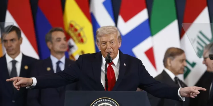 Trump proclama que «por colmo tenemos paz en Oriente Próximo», pese a la incertidumbre sobre el futuro de Palestina