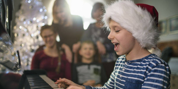 ¿Cuál es el origen de los villancicos de Navidad?