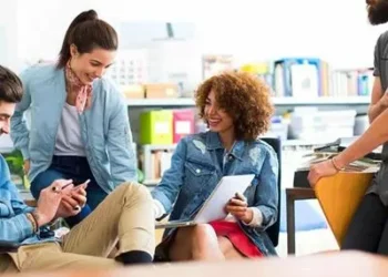 Juventud, mérito y liderazgo