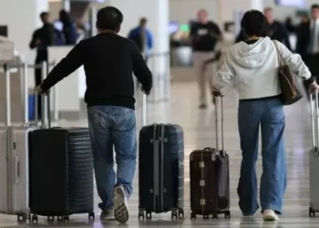 Más de 2 mil vuelos cancelados este domingo por la parálisis presupuestaria en EE.UU.