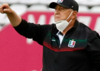 El Salvador anunció llegada de Eduardo Lara: ¿se va ‘Bolillo’ Gómez?